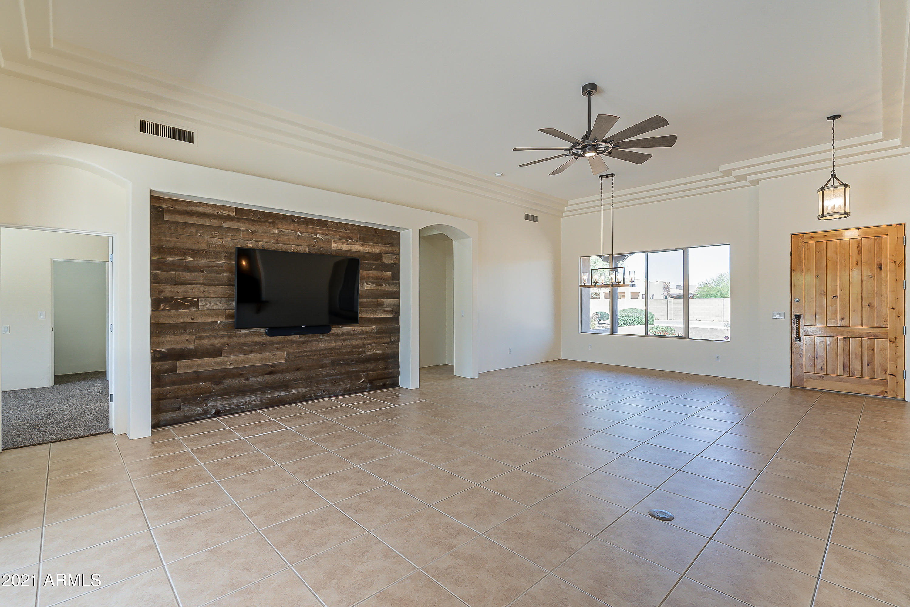 2625 West Saber Road Phoenix, AZ 85086 - Photo 8 of 101 Saber - HD-8