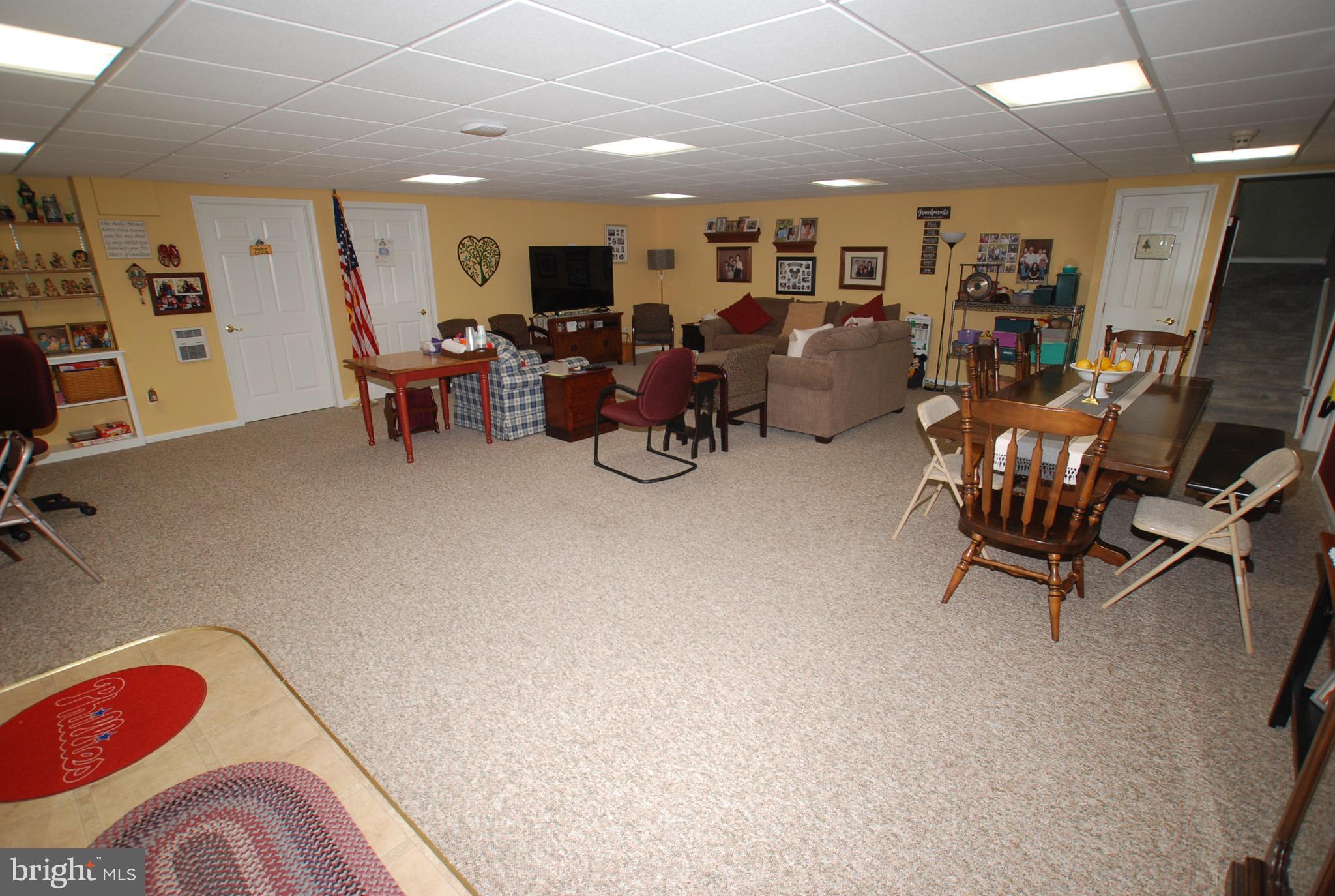 2102 Centennial Station Warminster, PA 18974 - Photo 16 of 68 Cavernous Family Room