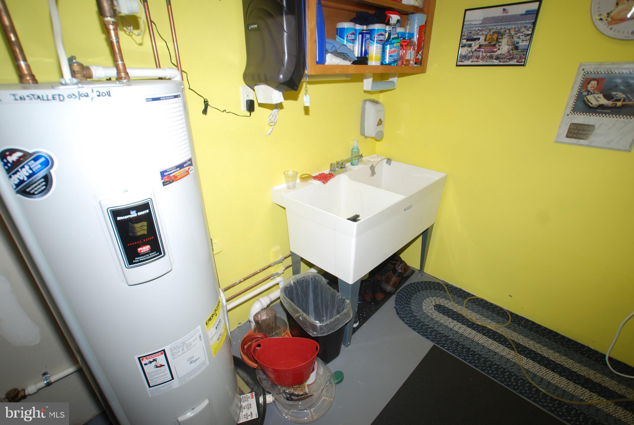 2102 Centennial Station Warminster, PA 18974 - Photo 42 of 68 Work Shop