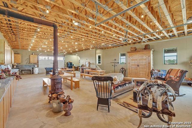 16547 East Gable Road St. Hedwig, TX 78152 - Photo 33 of 38 a living room with furniture