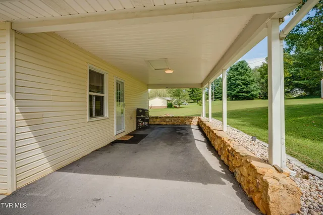 $241,000 | 313 Colonial Drive, Rogersville, TN 37857