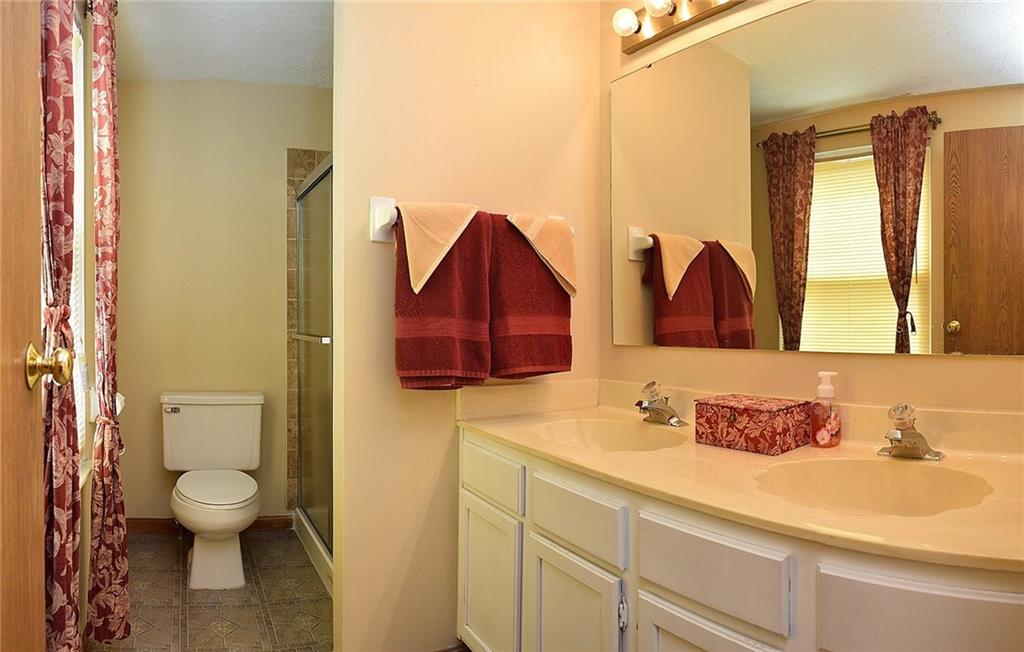 7717 Castle Ridge Court Indianapolis, IN 46256 - Photo 13 of 24 Gallery Image 13
