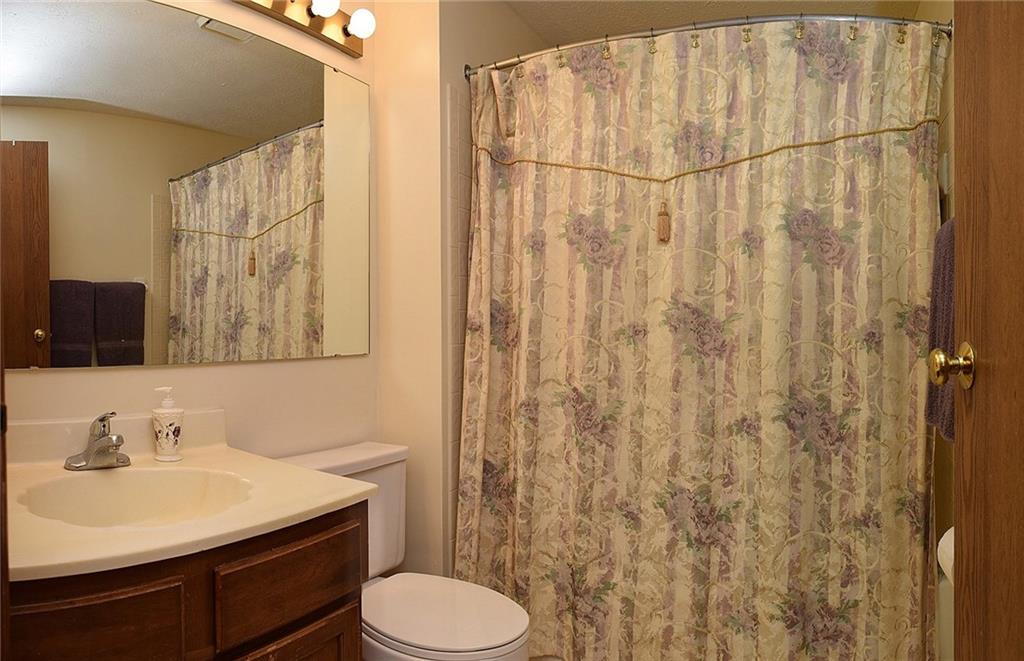 7717 Castle Ridge Court Indianapolis, IN 46256 - Photo 18 of 24 Gallery Image 18