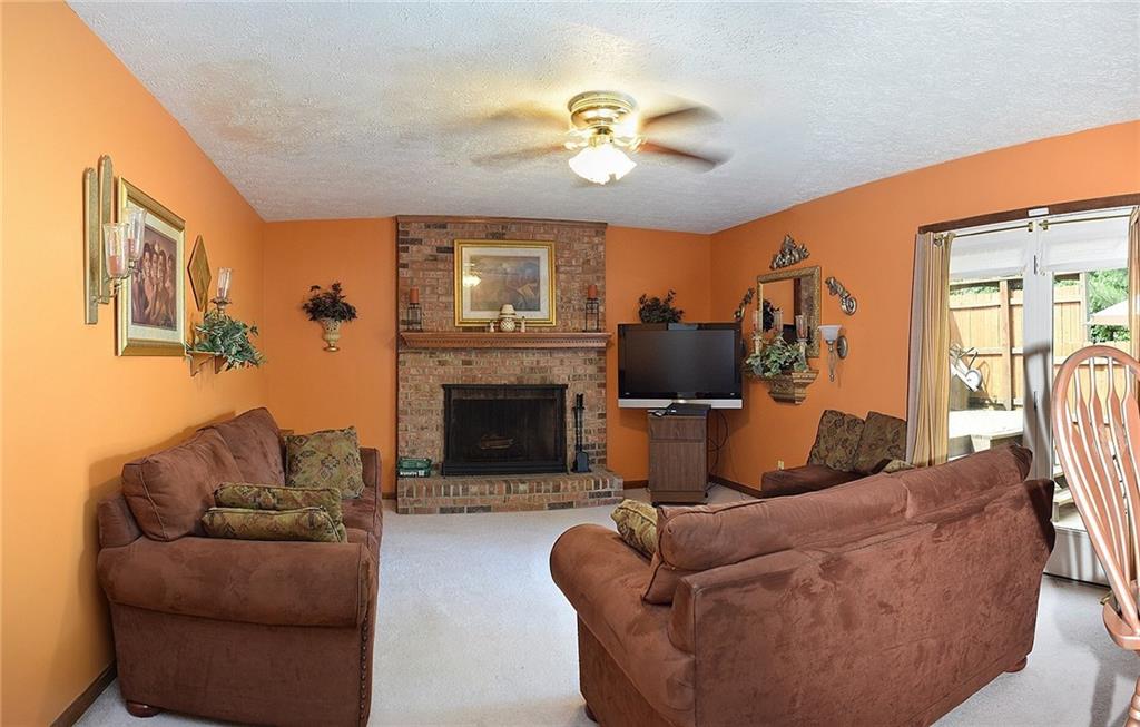 7717 Castle Ridge Court Indianapolis, IN 46256 - Photo 5 of 24 Gallery Image 5