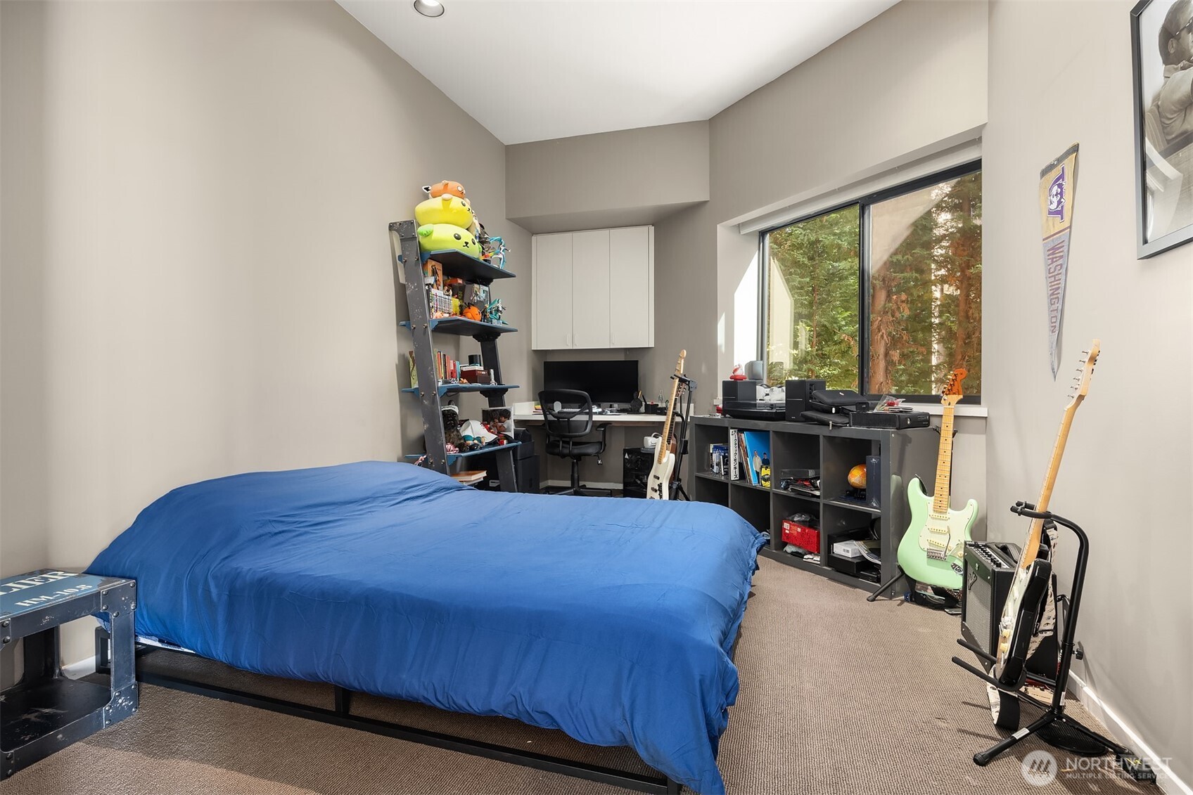 7703 West Mercer Way Mercer Island, WA 98040 - Photo 27 of 37