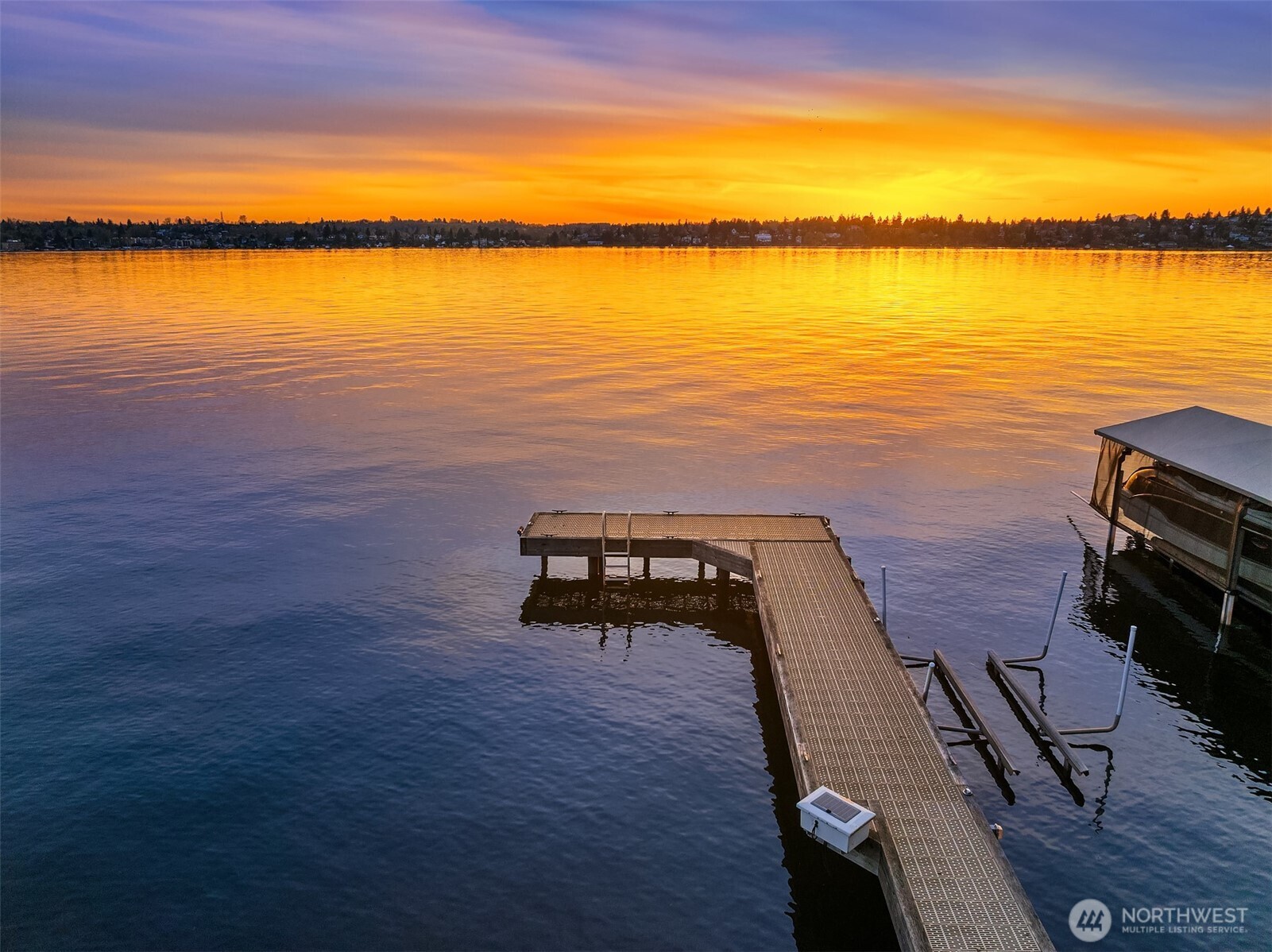 7703 West Mercer Way Mercer Island, WA 98040 - Photo 34 of 37