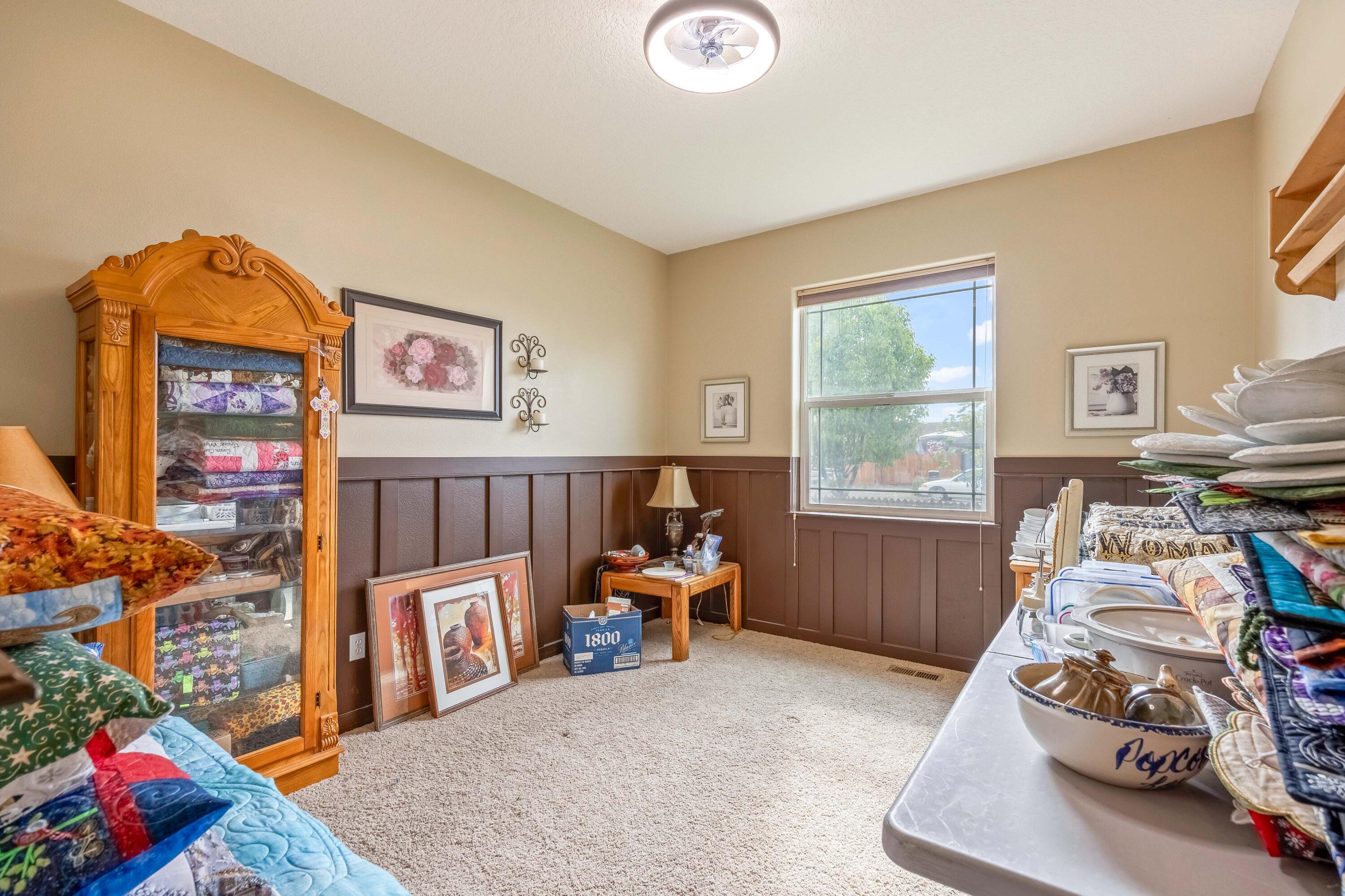 570 Mountain Ridge Drive Culver, OR 97734 - Photo 24 of 46