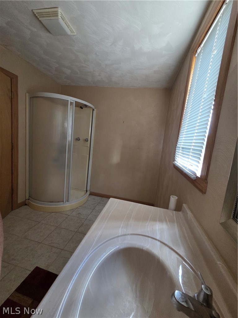 636 Lincoln Street Struthers, OH 44471 - Photo 17 of 26 Off of master bedroom