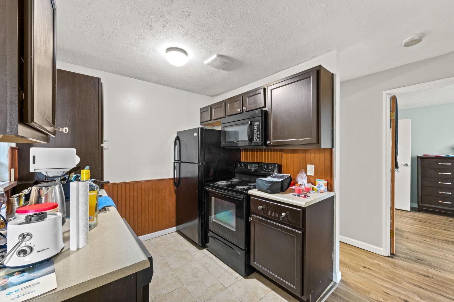 4117 North Bend Road, Unit 11 Cheviot, OH 45211 - Photo 3 of 14 Gallery Image 3