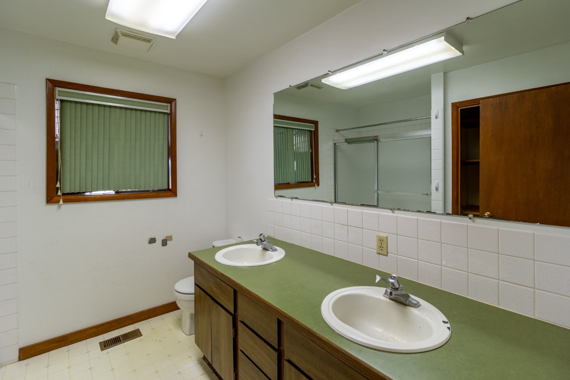 30522 North Mill Road Deer Park, WA 99006 - Photo 10 of 36 Gallery Image 10