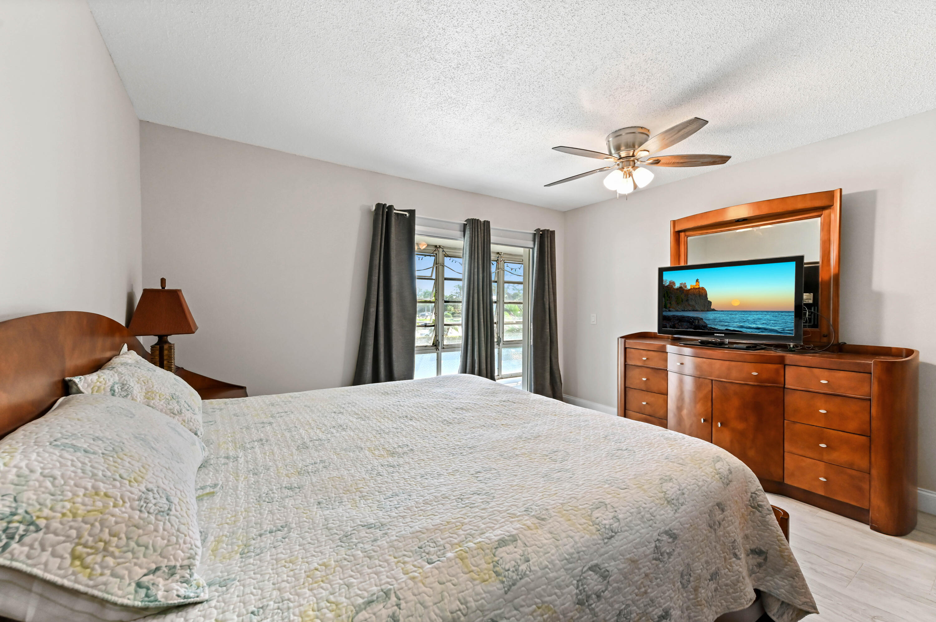 2600 Southeast Ocean Boulevard, Unit AA8 Stuart, FL 34996 - Photo 15 of 36 15 Bedroom 02