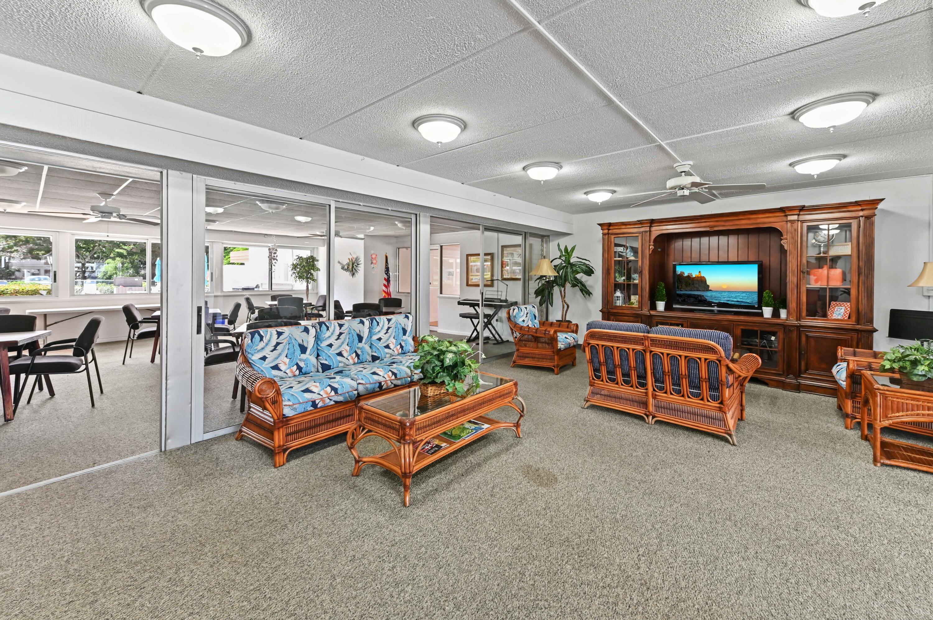 2600 Southeast Ocean Boulevard, Unit AA8 Stuart, FL 34996 - Photo 28 of 36 26 Living Room 02