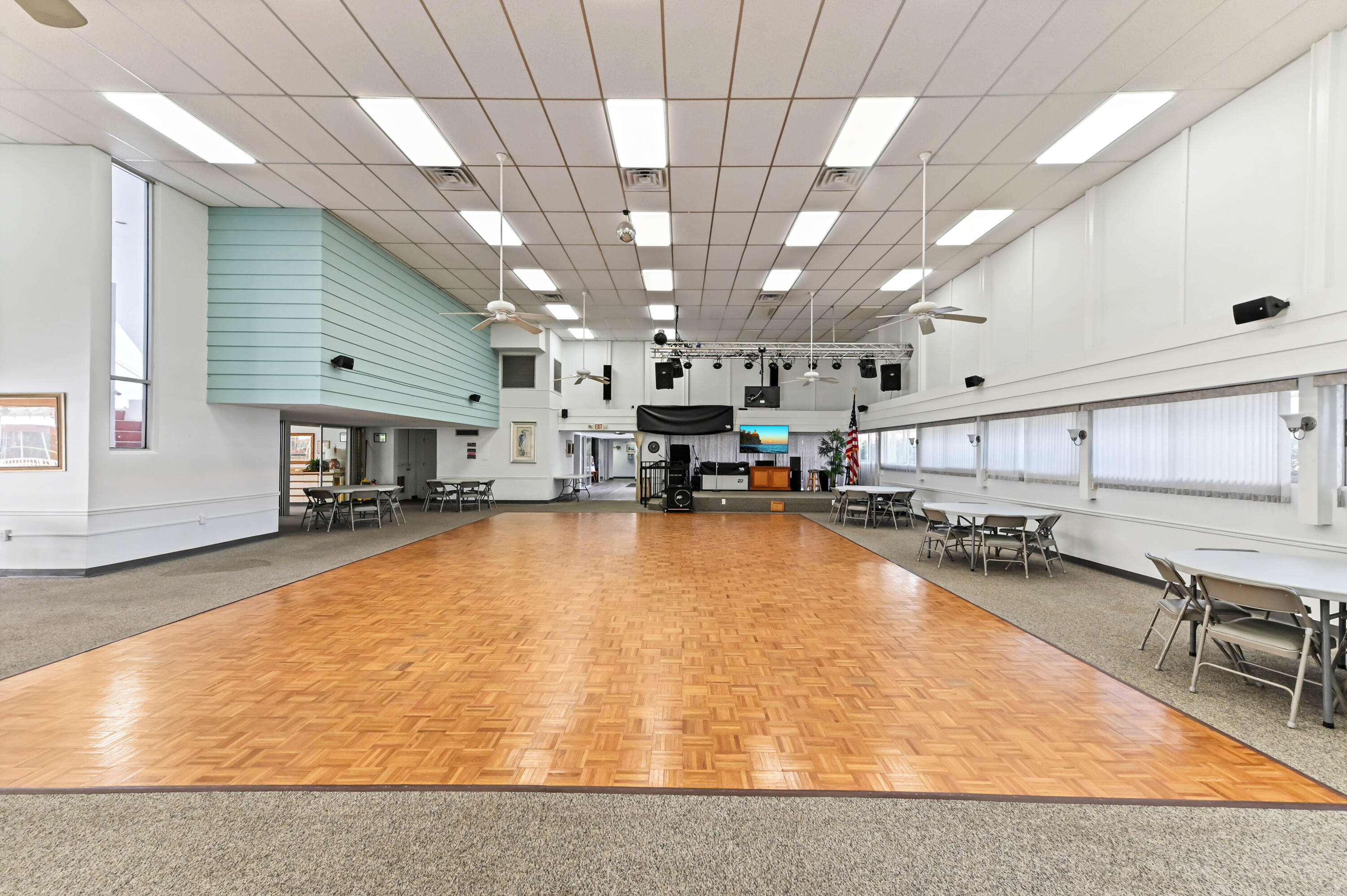 2600 Southeast Ocean Boulevard, Unit AA8 Stuart, FL 34996 - Photo 31 of 36 29 Hall 01