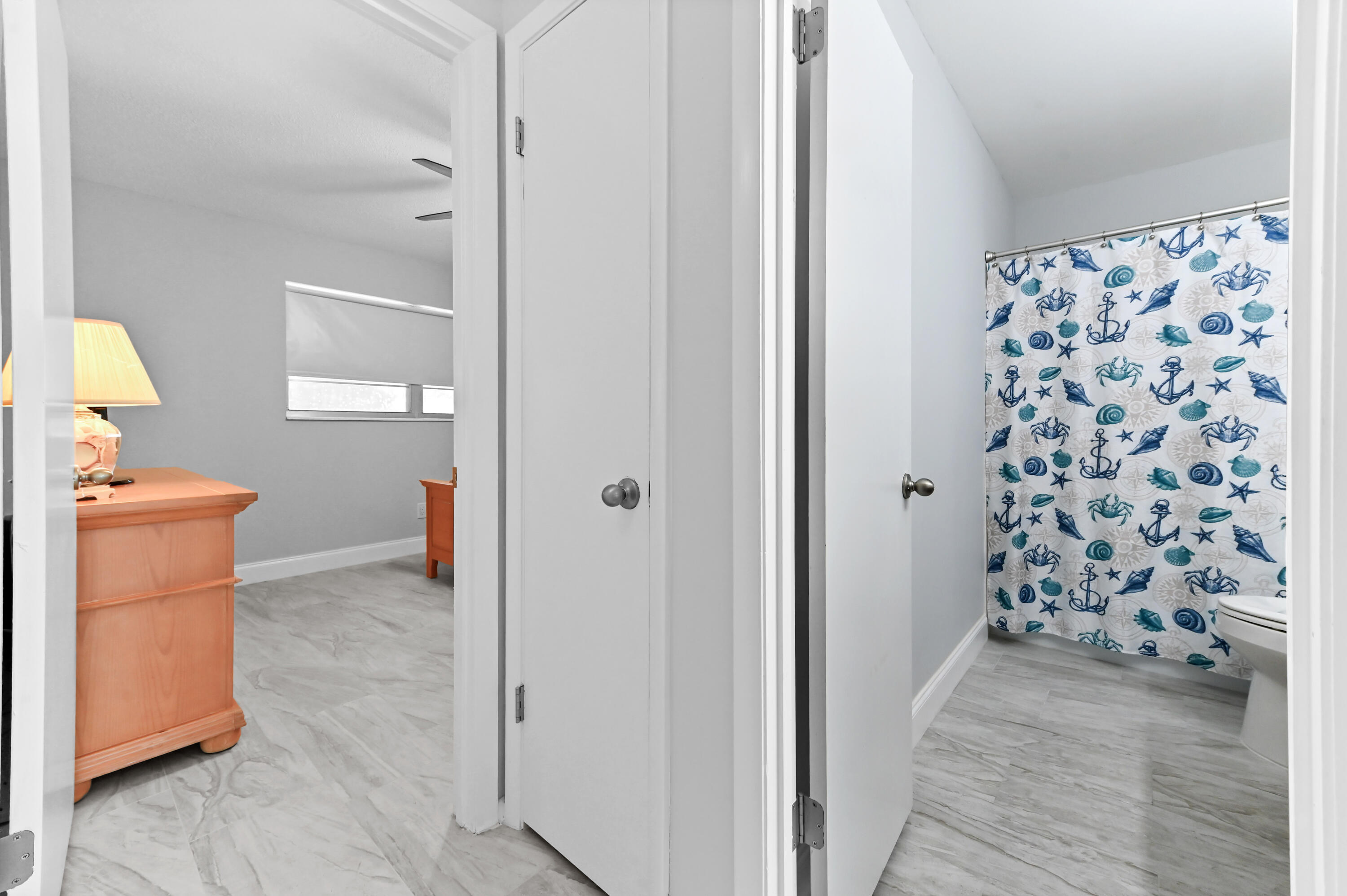 2600 Southeast Ocean Boulevard, Unit AA8 Stuart, FL 34996 - Photo 10 of 36 10 Entry 01