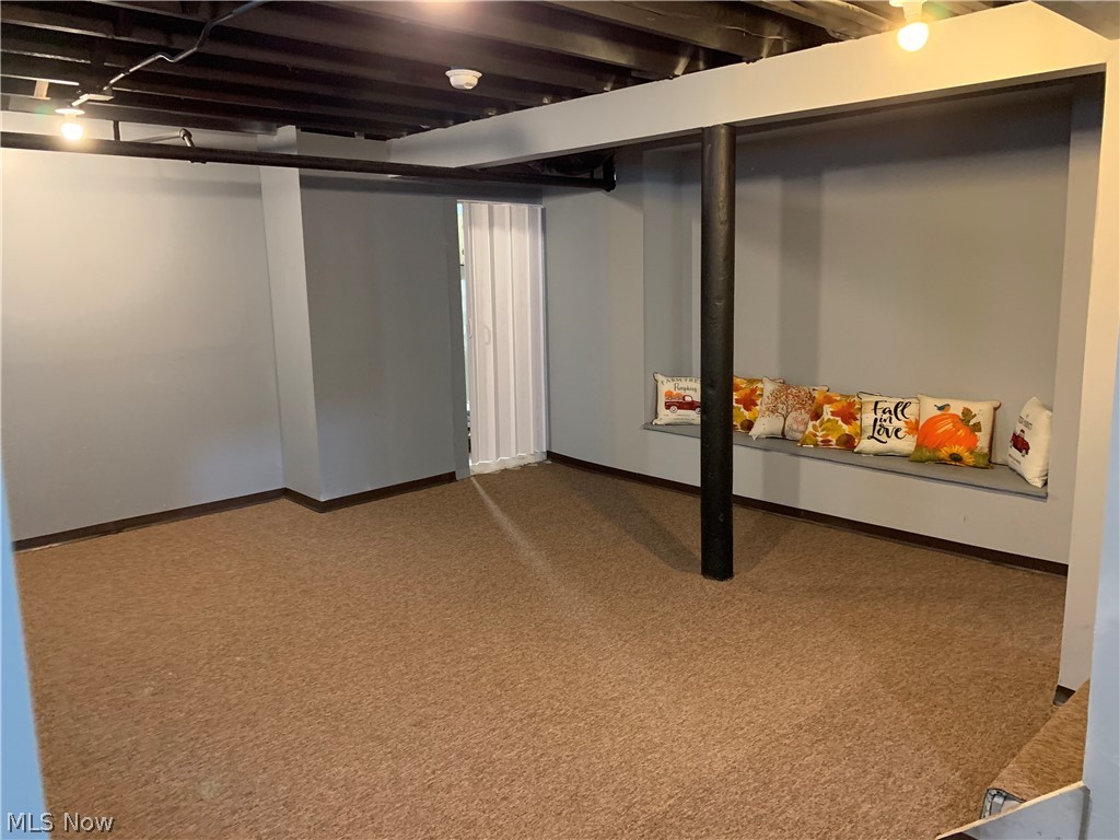 16256 Oakhill Road Cleveland, OH 44112 - Photo 23 of 26