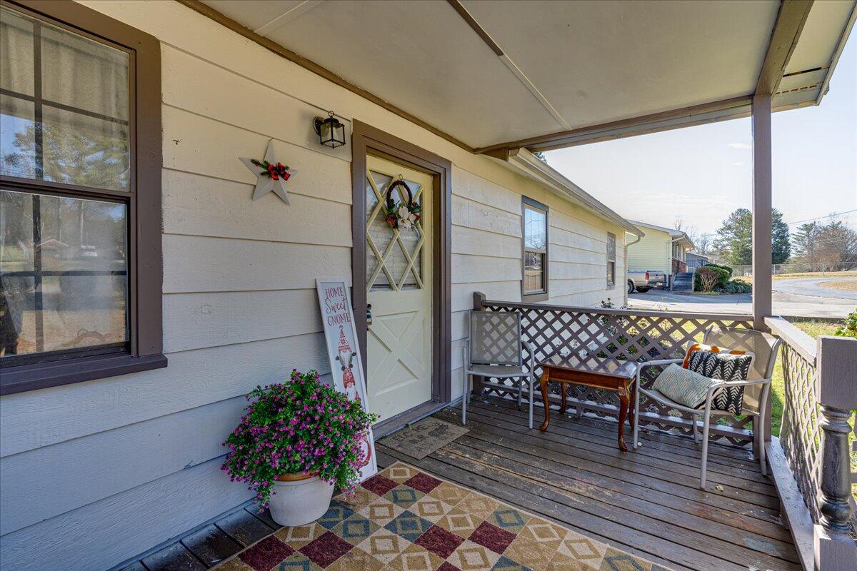 378 Diamond Circle LaFayette, GA 30728 - Photo 3 of 24 03-378 Diamond Cir-3