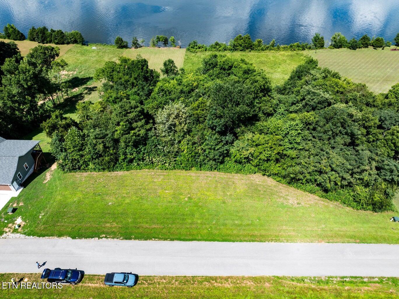 Espalier Drive, Unit 72 Decatur, TN 37322 - Photo 3 of 14 20250729142438762770000000-o