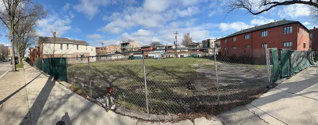 $3,358,000 | 310 West 24th Place, Chicago, IL 60616