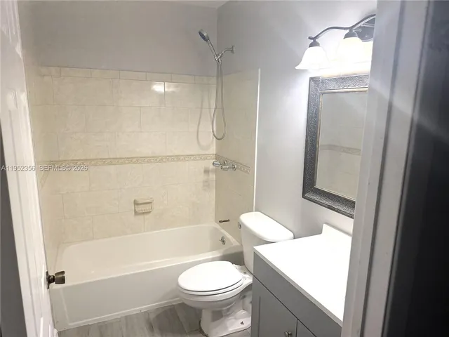 $2,400 | 1822 Southeast Oxmoor Court, Port St. Lucie, FL 34952