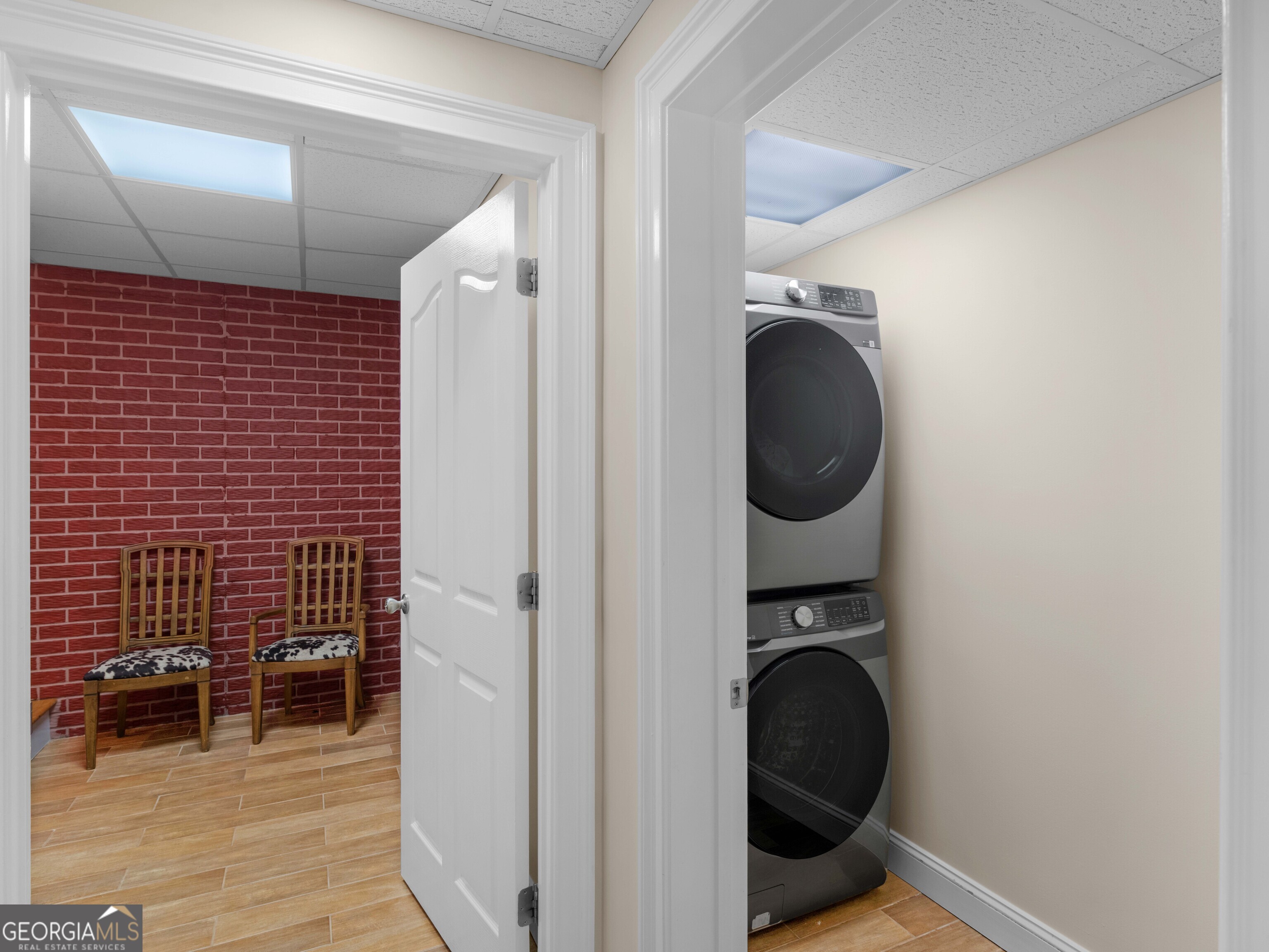 4101 West Ellis Road Griffin, GA 30223 - Photo 83 of 100 a view of a utility room with washer and dryer