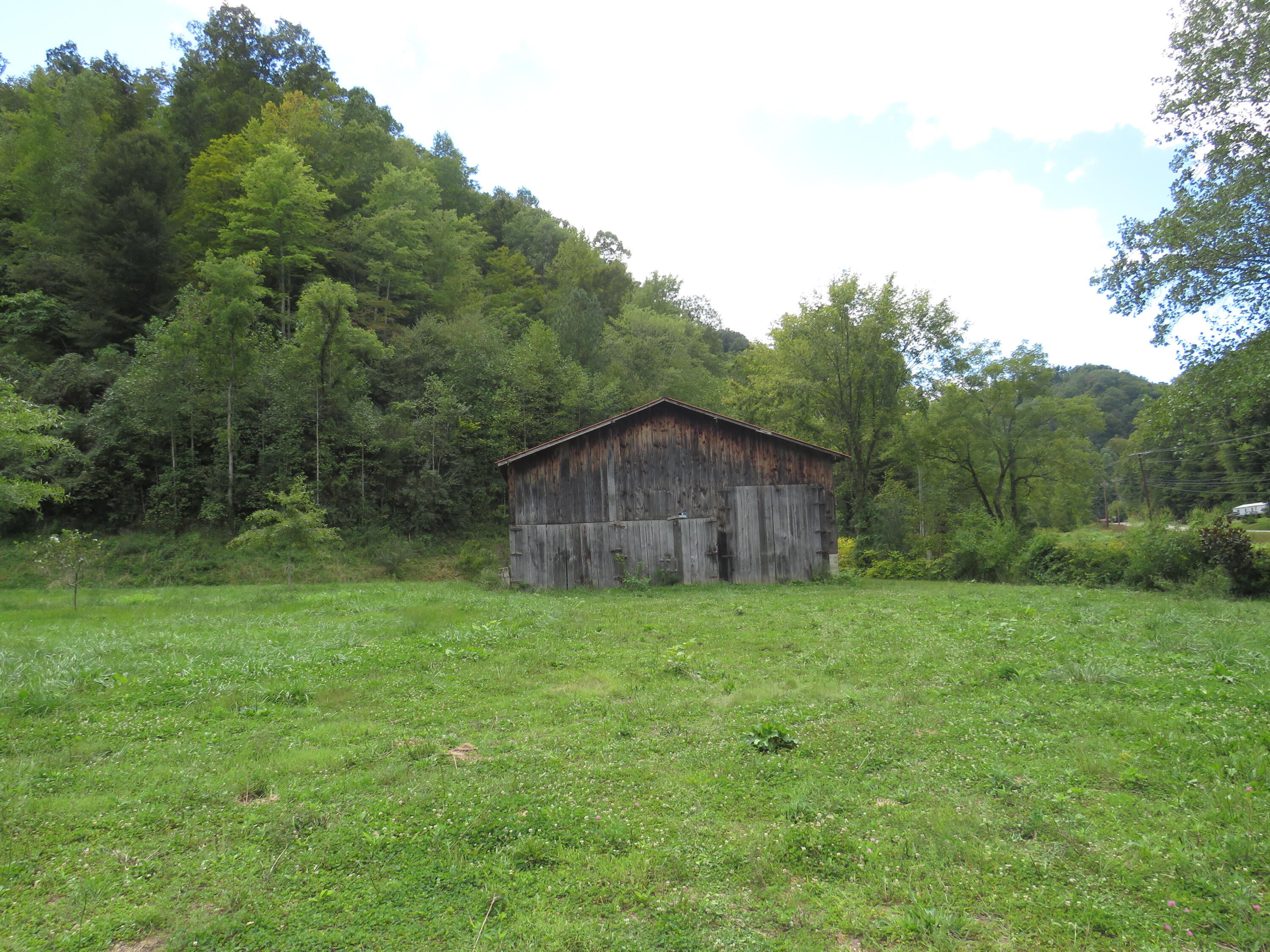 108 Lost Fork Road Manchester, KY 40962 - Photo 69 of 111 IMG_4473