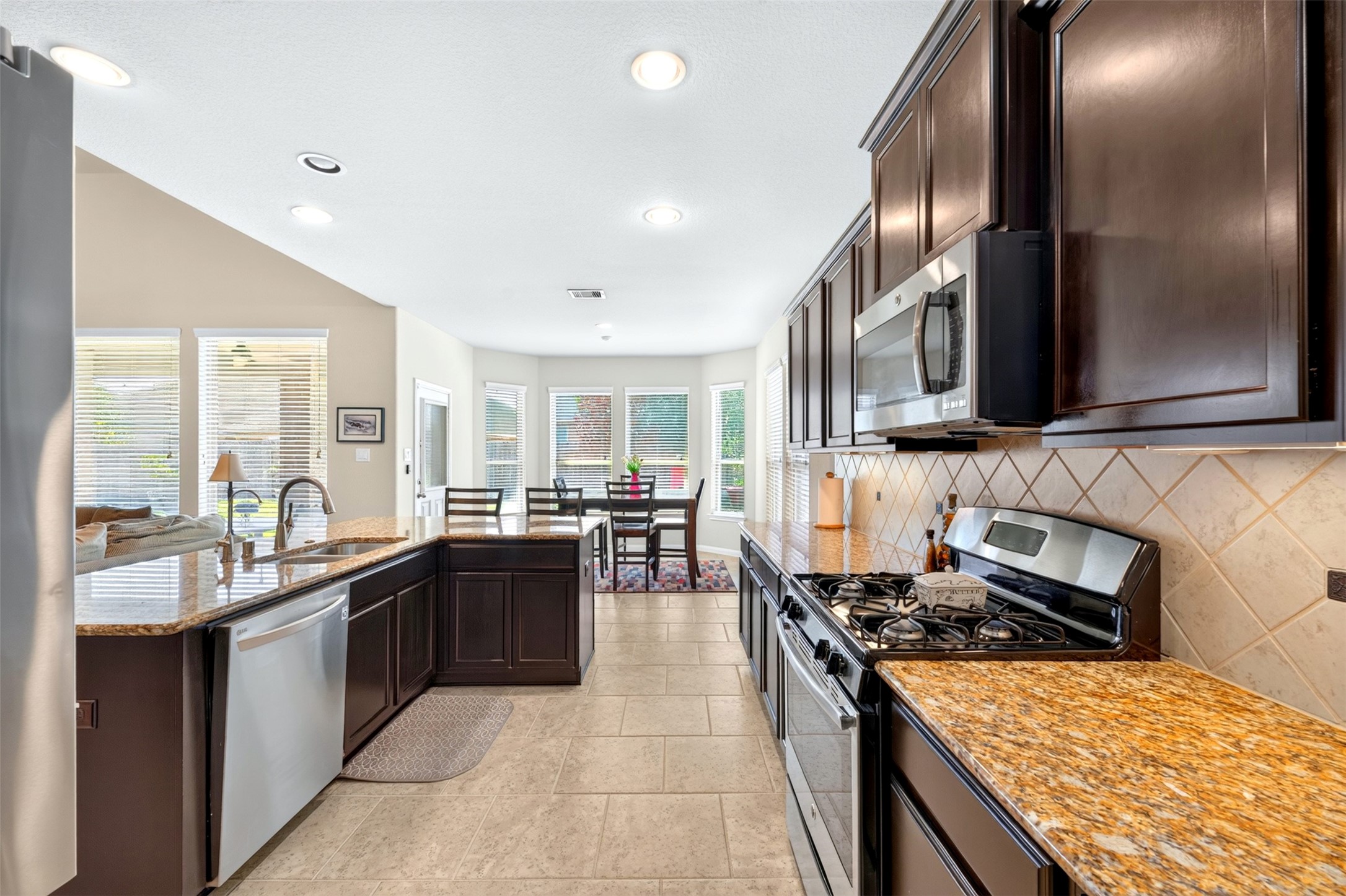 8811 Audrie Rae Lane Cypress, TX 77433 - Photo 12 of 47 Gallery Image 12