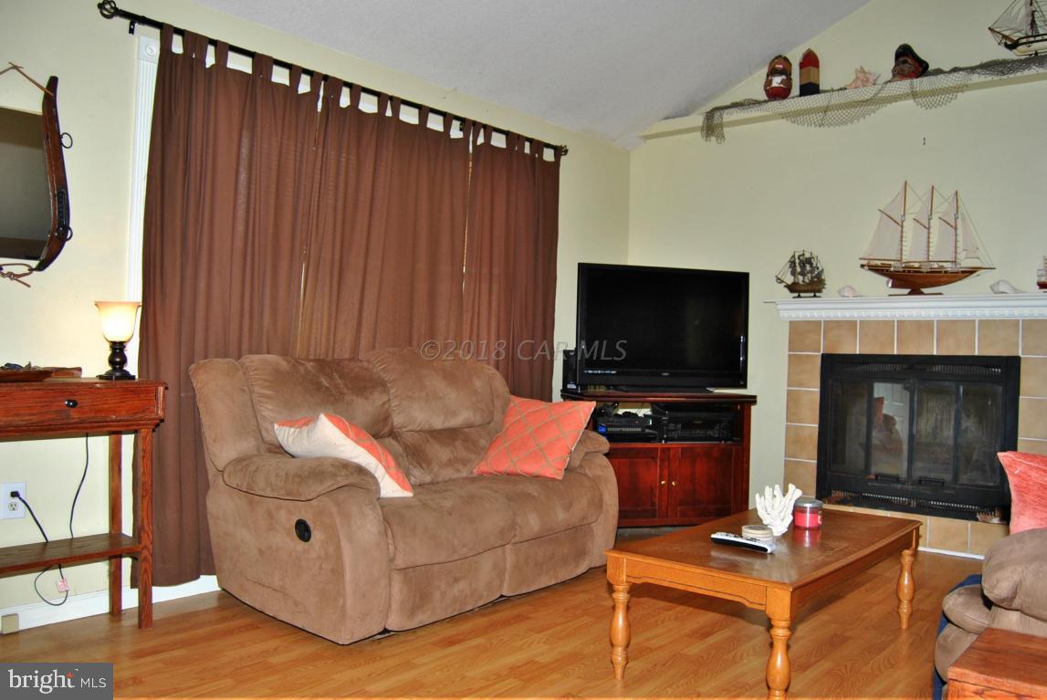12 Bridgewater Road Ocean Pines, MD 21811 - Photo 6 of 43 Gallery Image 6