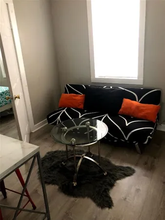 $1,350 | 5313 Avenue K, Galveston, TX 77551