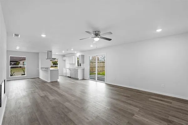 $2,400 | 6202 Glenmoor Drive, Garland, TX 75043