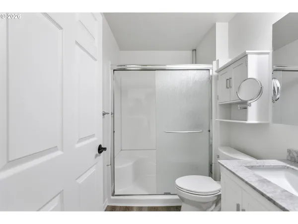 $370,000 | 240 Lone Pine Lane, Unit 5, The Dalles, OR 97058