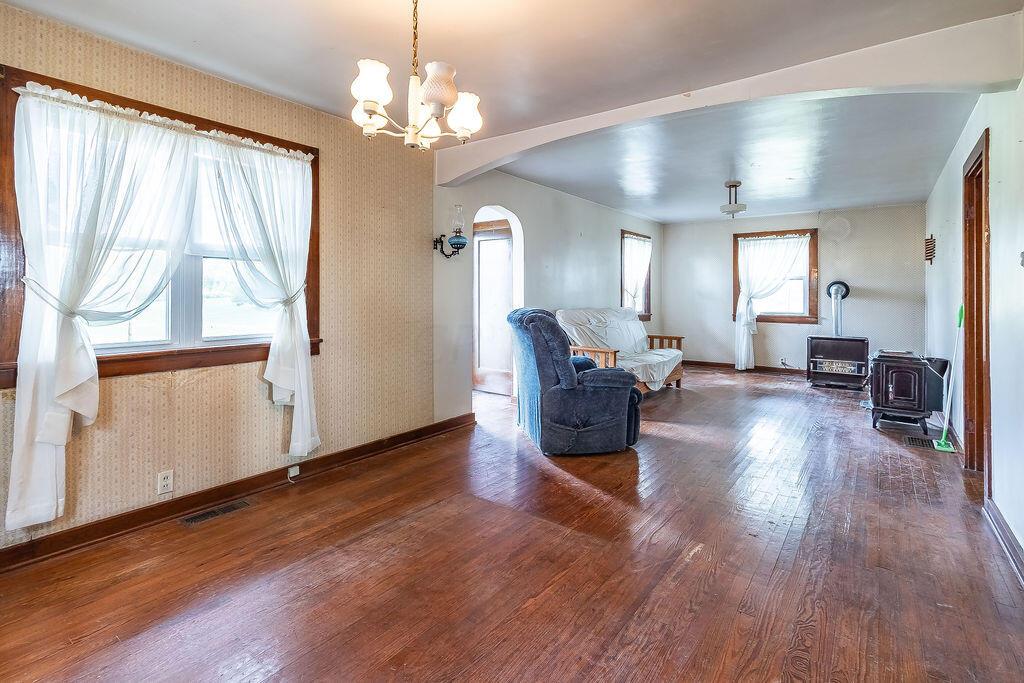 5180 Columbus Road Centerburg, OH 43011 - Photo 5 of 22 1-5