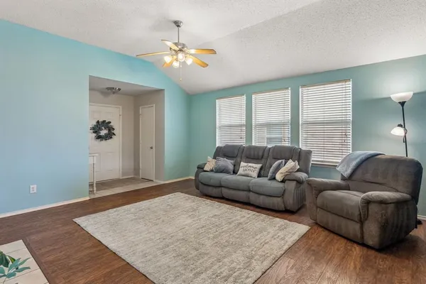 $250,000 | 431 Sugarberry Lane, Fate, TX 75087