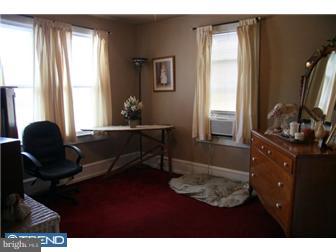 206 South Woodbury Road Pitman, NJ 08071 - Photo 5 of 8
