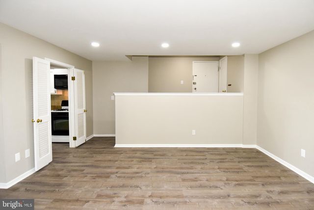 $250,000 | 14632 Bauer Drive, Unit 3, Rockville, MD 20853