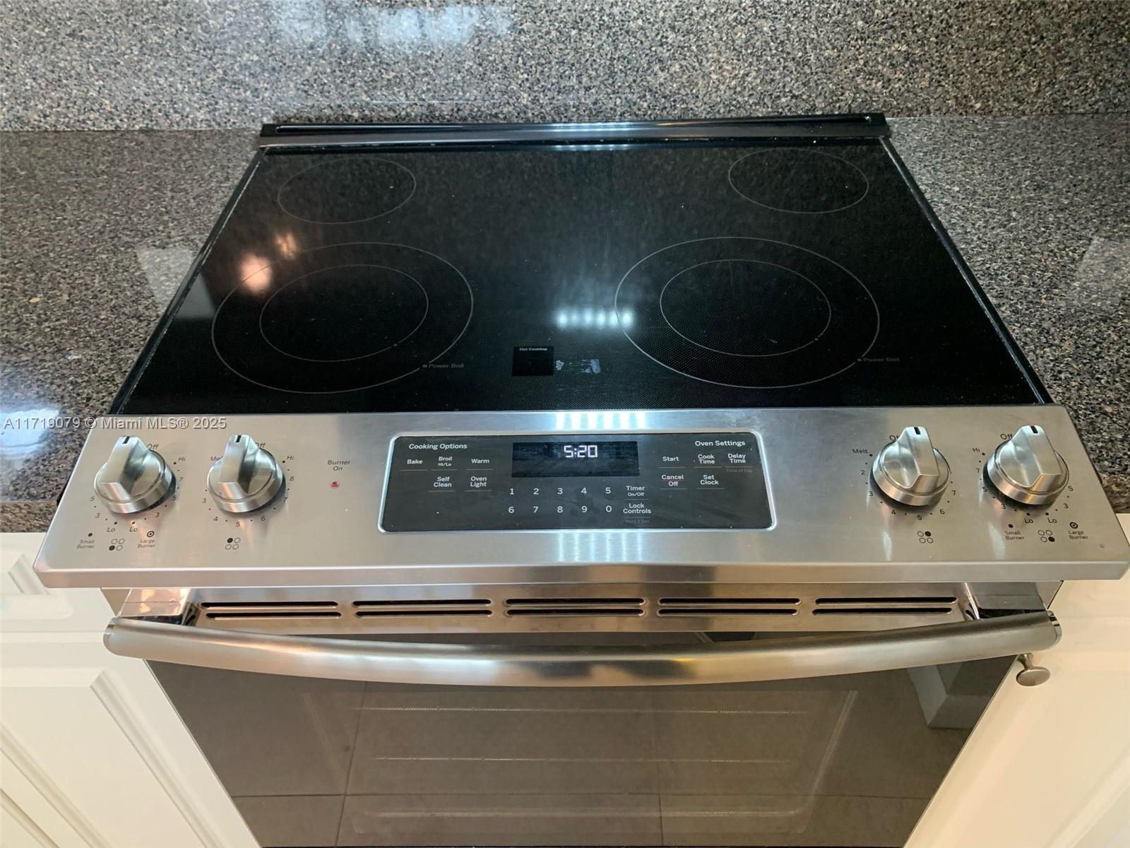 2250 West 5th Way Hialeah, FL 33010 - Photo 14 of 38