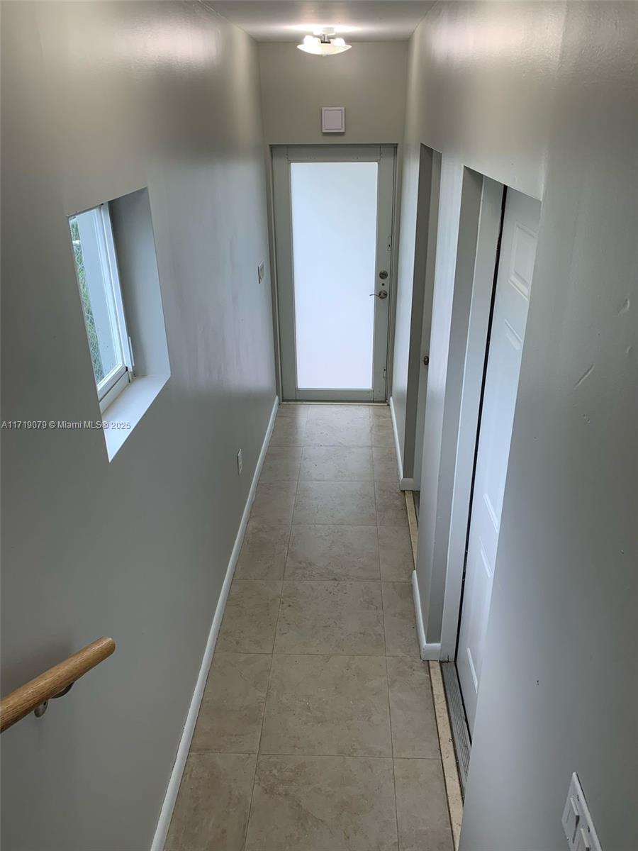 2250 West 5th Way Hialeah, FL 33010 - Photo 30 of 38