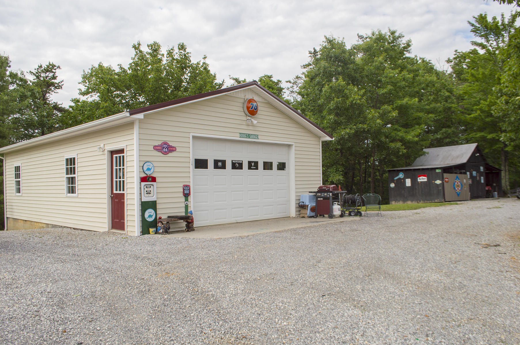 3832 North Fork Road Elliston, VA 24087 - Photo 2 of 15 a_Garage 1