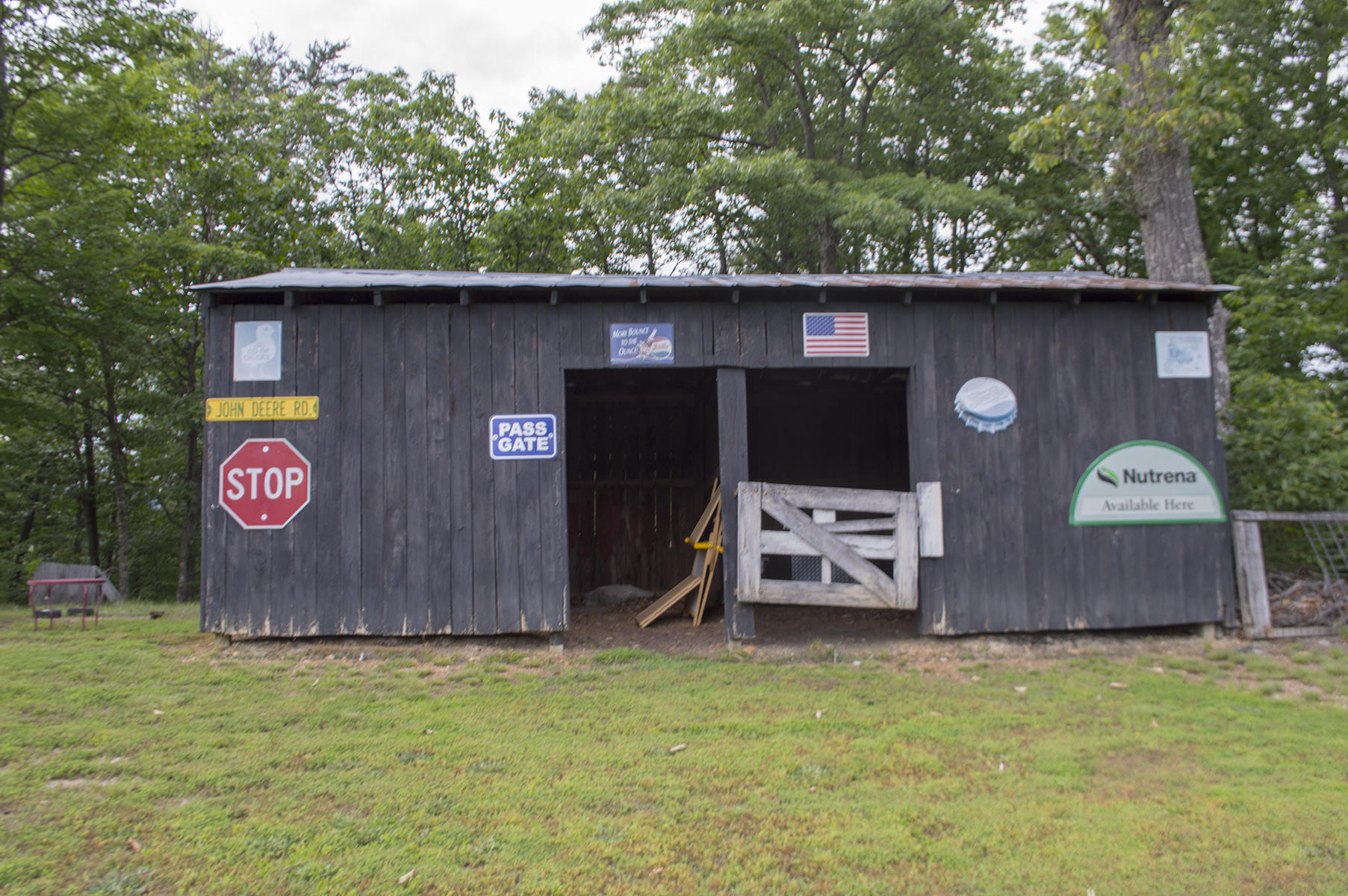 3832 North Fork Road Elliston, VA 24087 - Photo 4 of 15 a_Garage 3
