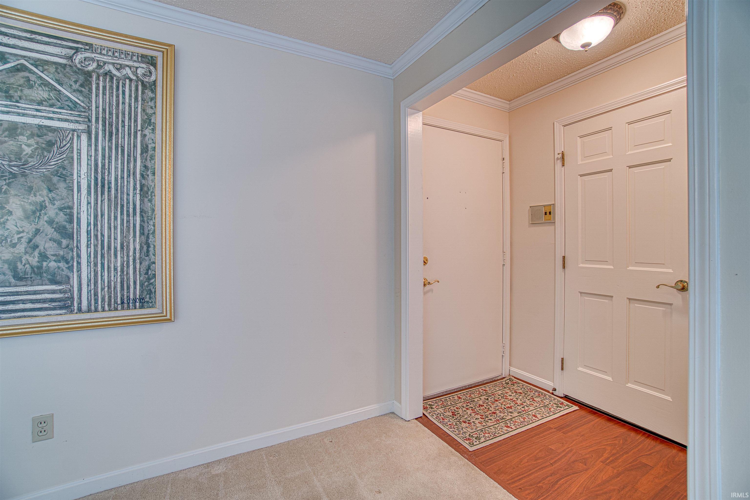6518 Newburgh Road Evansville, IN 47715 - Photo 7 of 31 Gallery Image 7