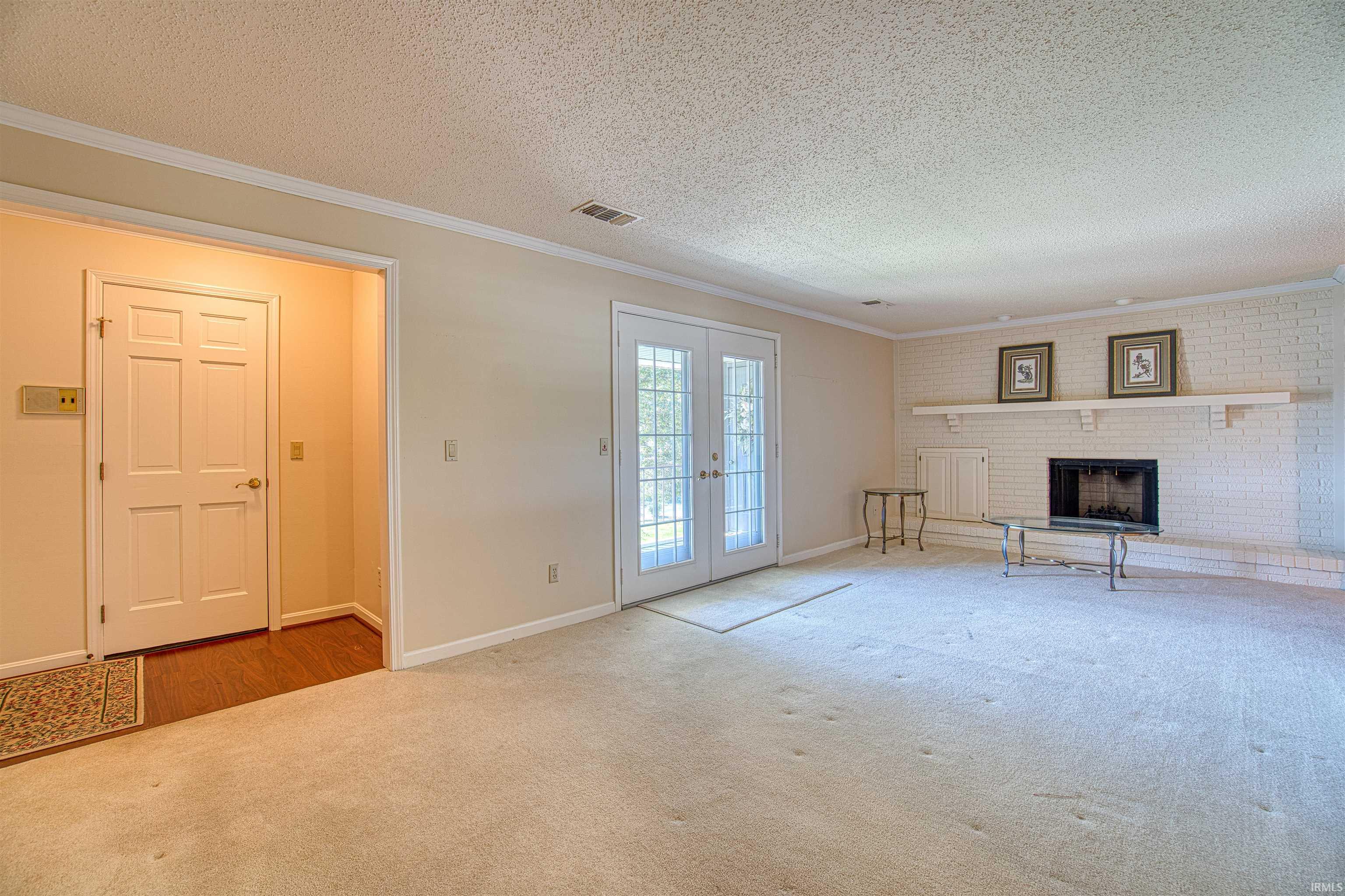 6518 Newburgh Road Evansville, IN 47715 - Photo 8 of 31 Gallery Image 8