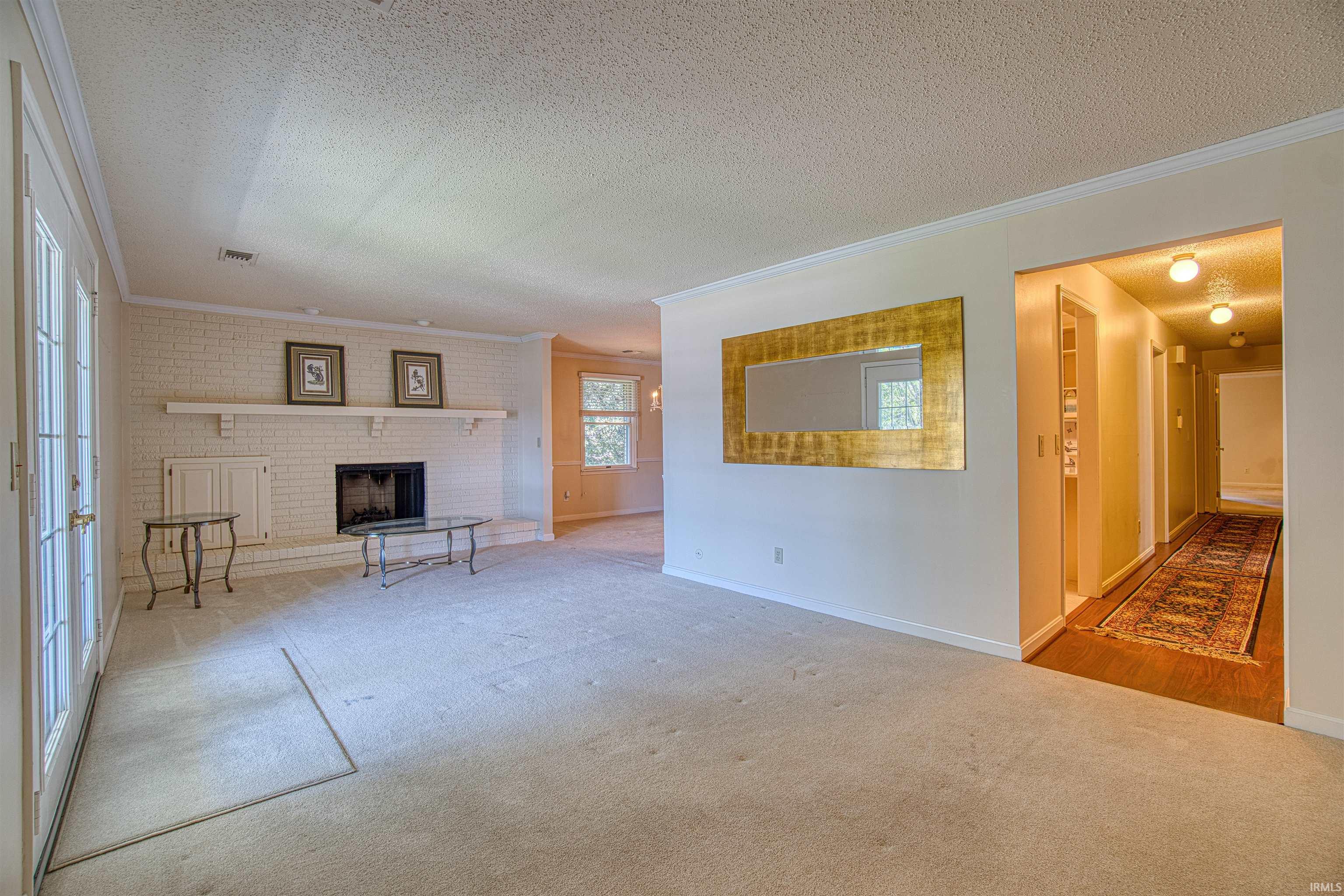 6518 Newburgh Road Evansville, IN 47715 - Photo 10 of 31 Gallery Image 10