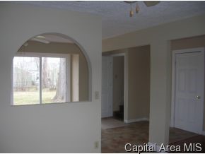 8 Lilac Lane Springfield, IL 62702 - Photo 4 of 10 Gallery Image 4