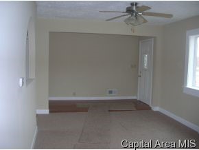 8 Lilac Lane Springfield, IL 62702 - Photo 7 of 10 Gallery Image 7