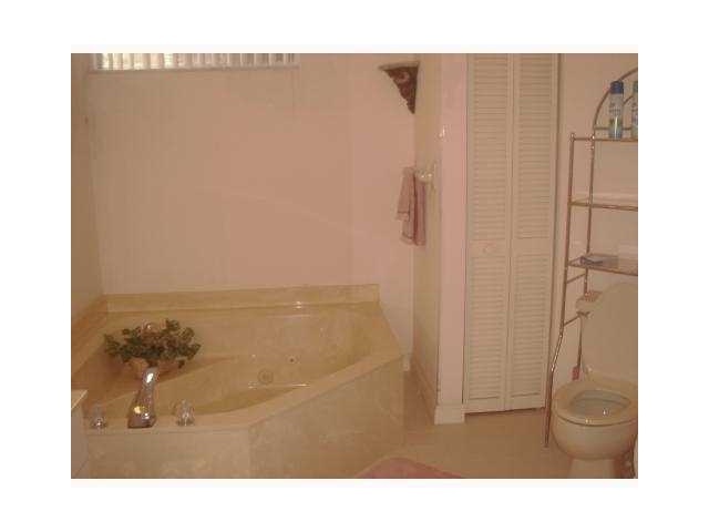 17196 Newport Club Drive Boca Raton, FL 33496 - Photo 11 of 22 Whirpool tub