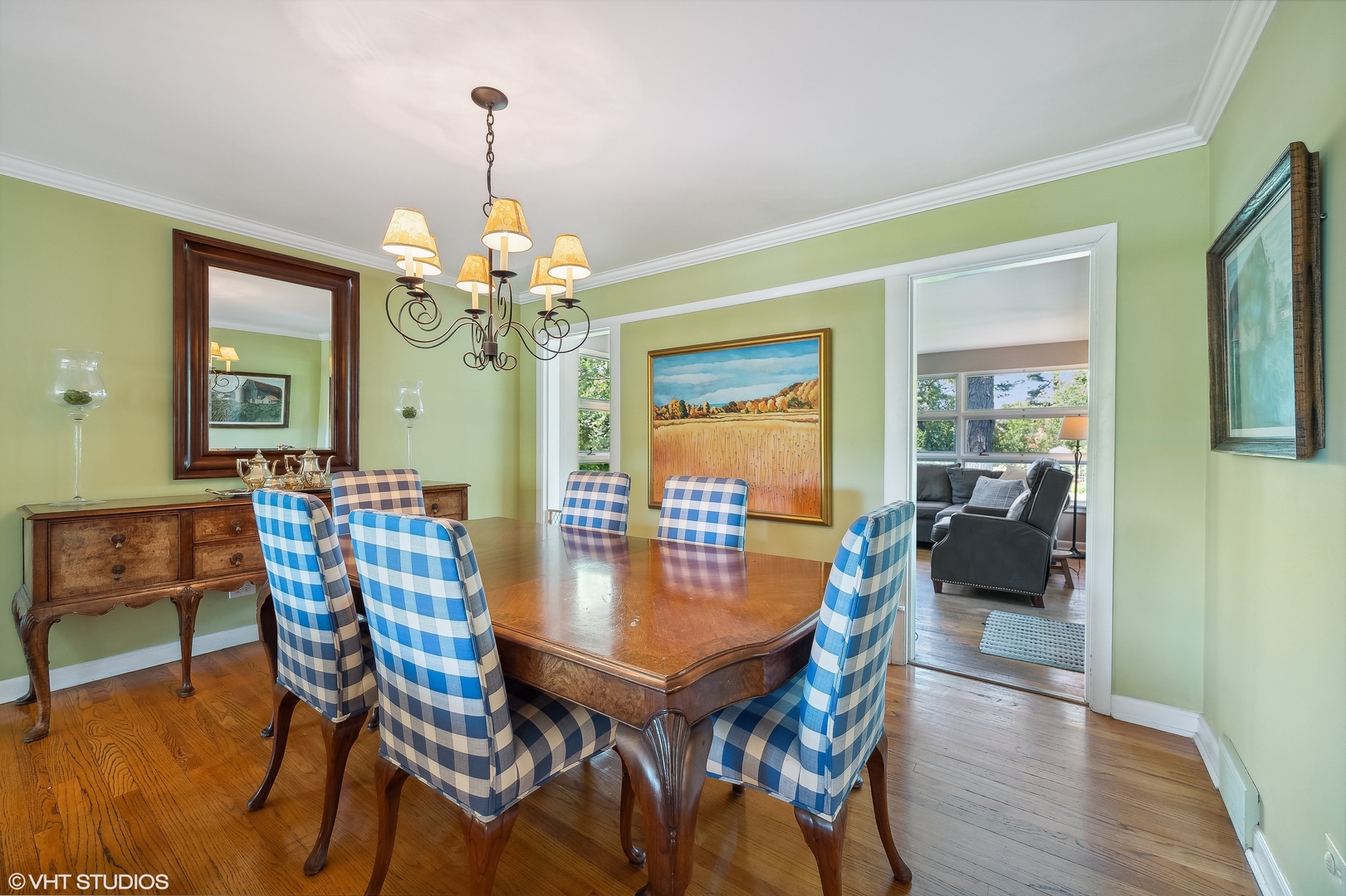 1544 Longvalley Road Glenview, IL 60025 - Photo 5 of 25 a view of a dining room with furniture and wooden floor