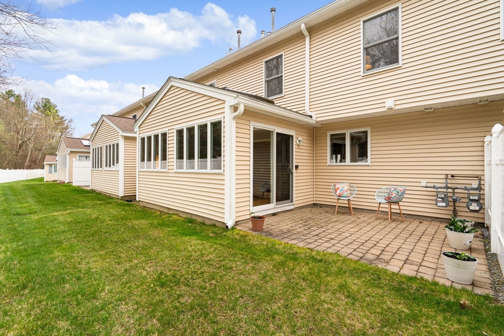 216 Rangeway Road, Unit 182 Billerica, MA 01862 - Photo 39 of 42 a view of a house with a yard