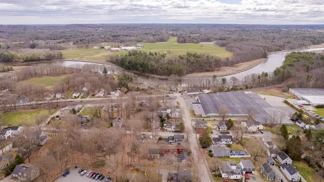 $895,000 | 9 Swamscott Street, Newfields, NH 03856