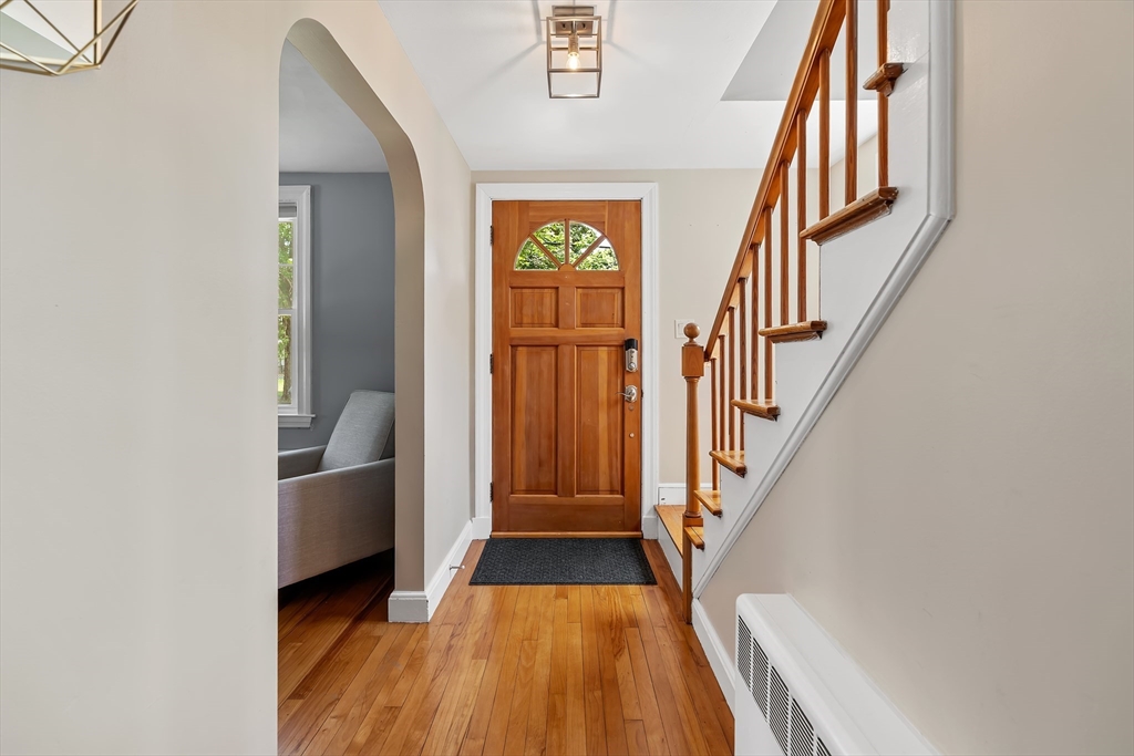 9 Chapman Road Wakefield, MA 01880 - Photo 12 of 34