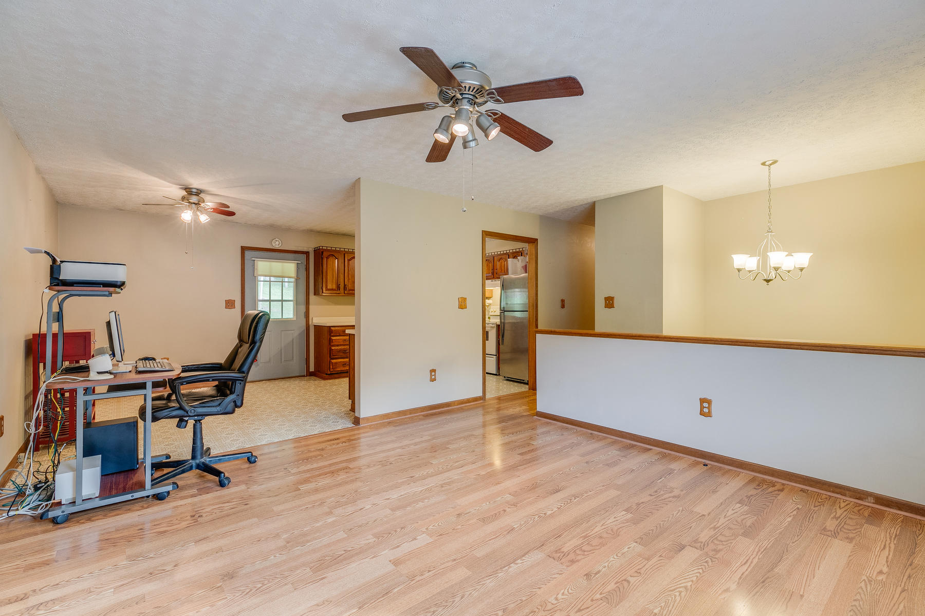 501 Wahoo Valley Road Kingsport, TN 37663 - Photo 11 of 45 012 (19)