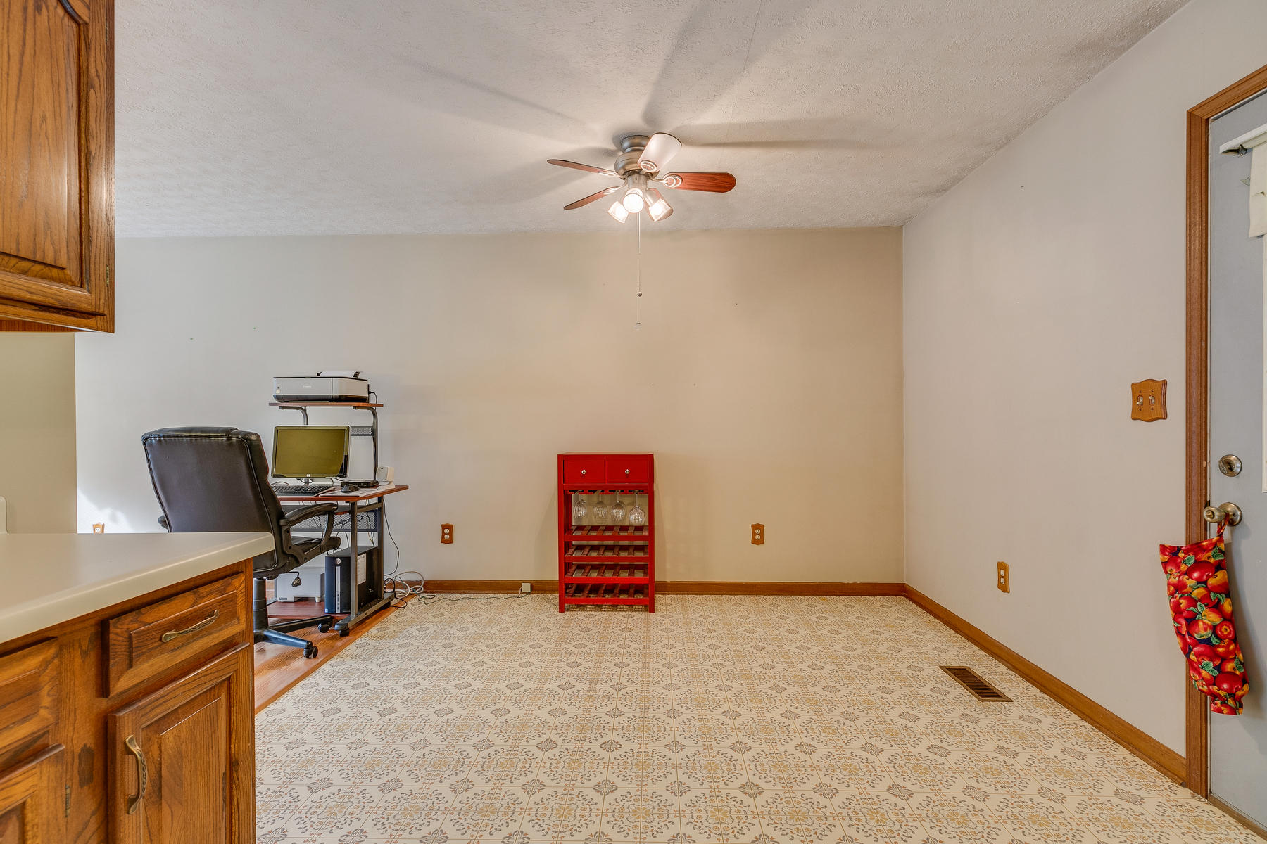 501 Wahoo Valley Road Kingsport, TN 37663 - Photo 14 of 45 015 (20)
